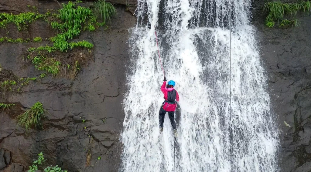 Secret Waterfall Rappelling